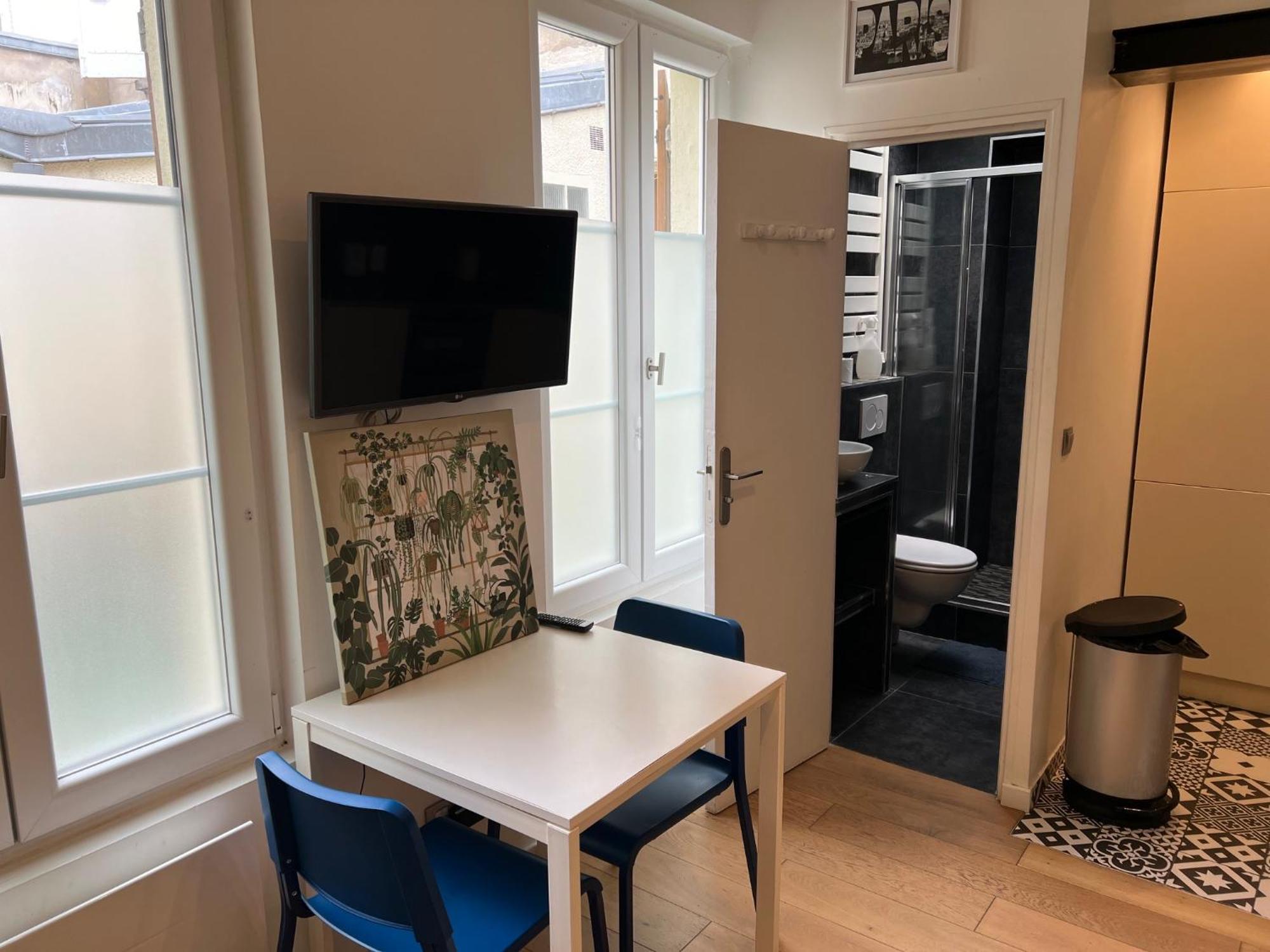 Appartement Atypique Aux Batignolles Paris Exterior foto